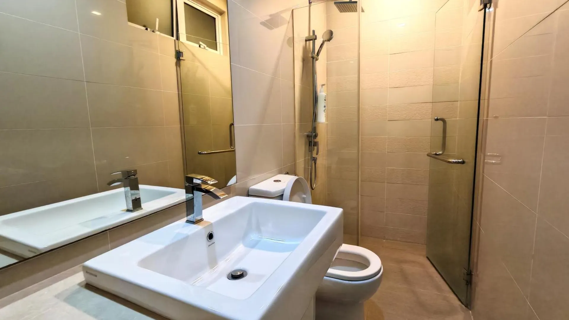 Ξενοδοχείο με διαμερίσματα Bukit Bintang Klcc Binjai 8 Premium Soho Apartment By Sarah'S Lodge Κουάλα Λουμπούρ